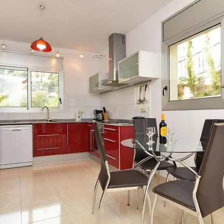 Privacy, Pool, Nature, With Breathtaking View Villa Lloret de Mar
