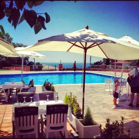 Villa Privacy, Pool, Nature, With Breathtaking View *