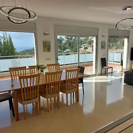 Privacy, Pool, Nature, With Breathtaking View Βίλα *